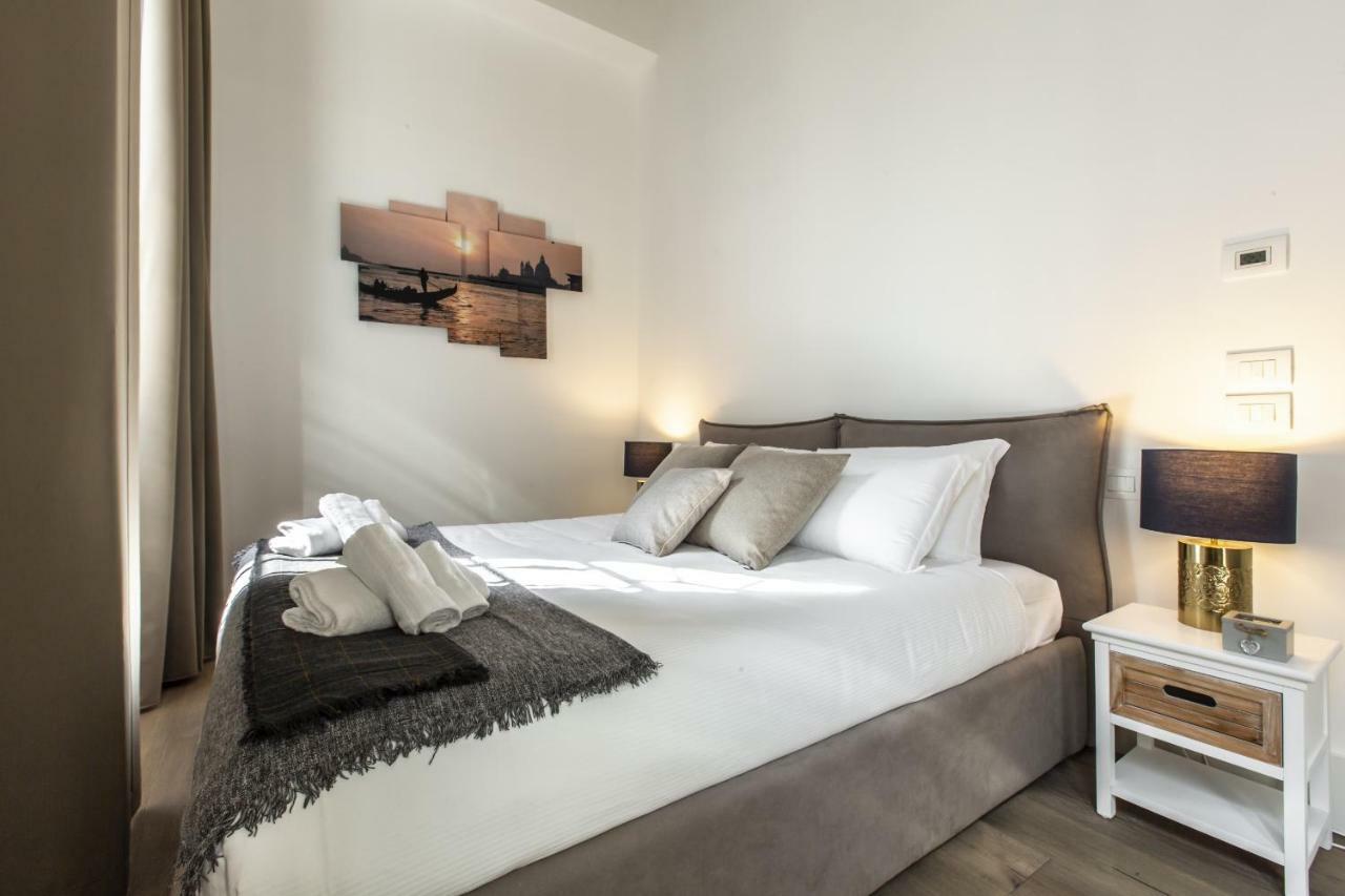 Elegant Fornasa Vecia, Canal View With A Beautiful Garden R&r Appartement Venetië